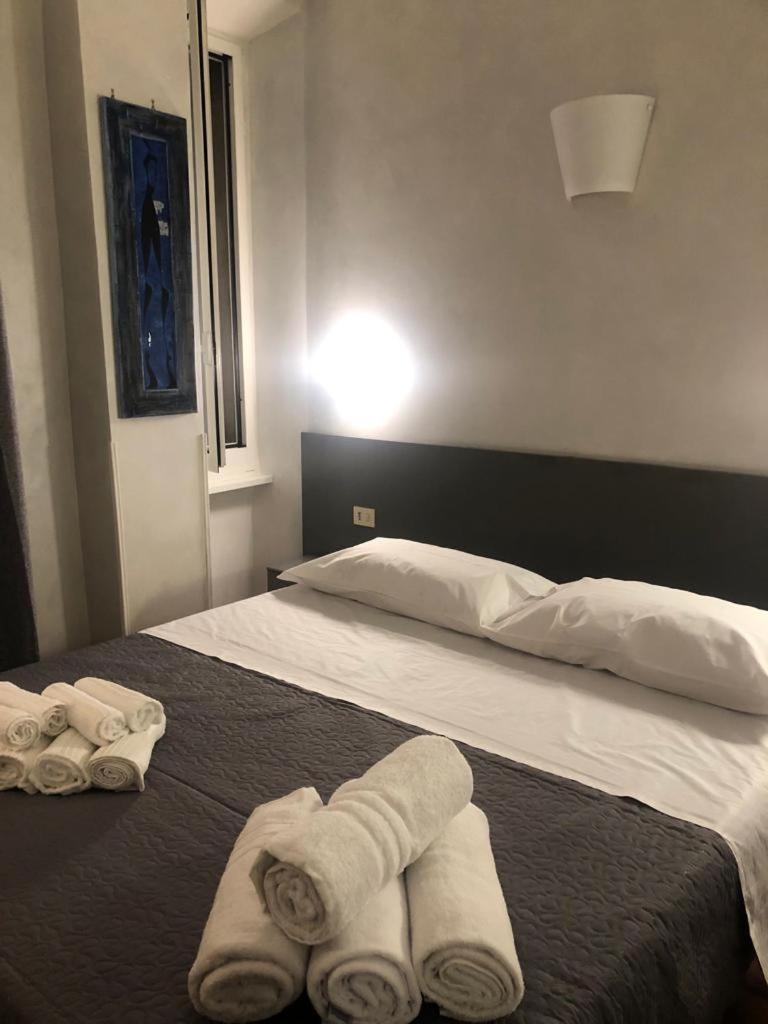 Alma Rooms Appia Roma Exterior foto