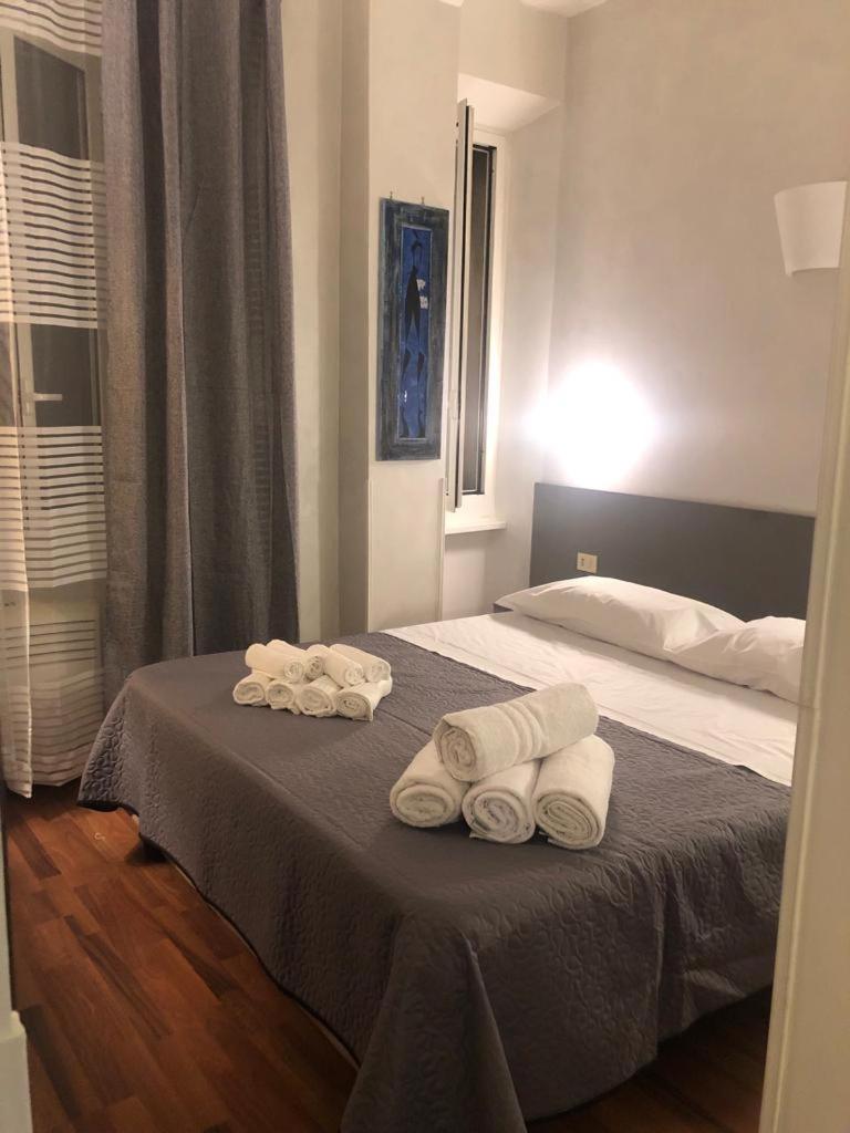 Alma Rooms Appia Roma Exterior foto
